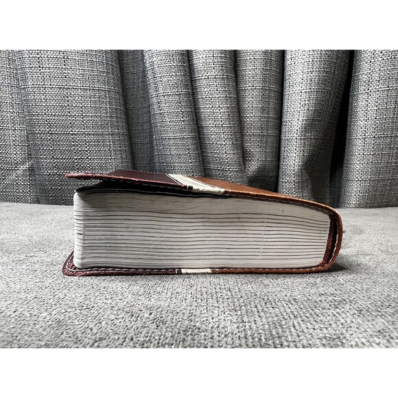 Zondervan Compact Thinline NIV Study Bible Bonded Leather Striped 2006 - Picture 8 of 11